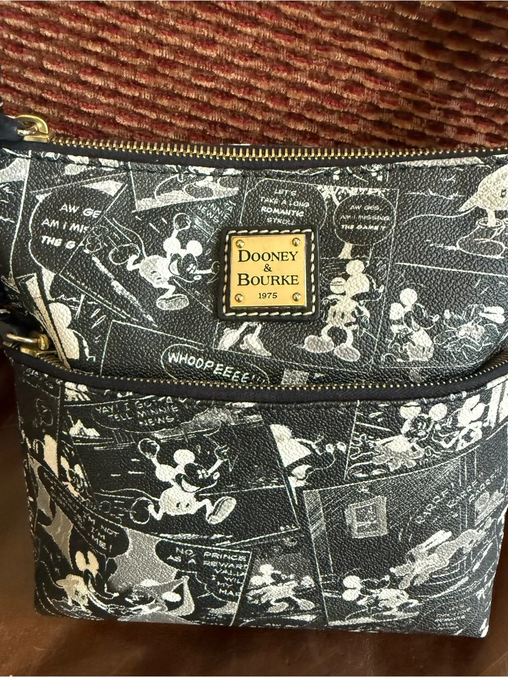 Vtg EUC Dooney & Bourke Black & White Mickey Comic Reverse Comic D23 Crossbody